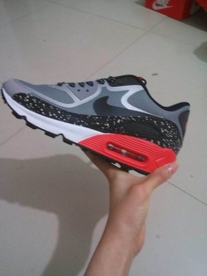 AJ、NB紐巴倫、Nike直銷，箱包鞋帽批發代理招募
